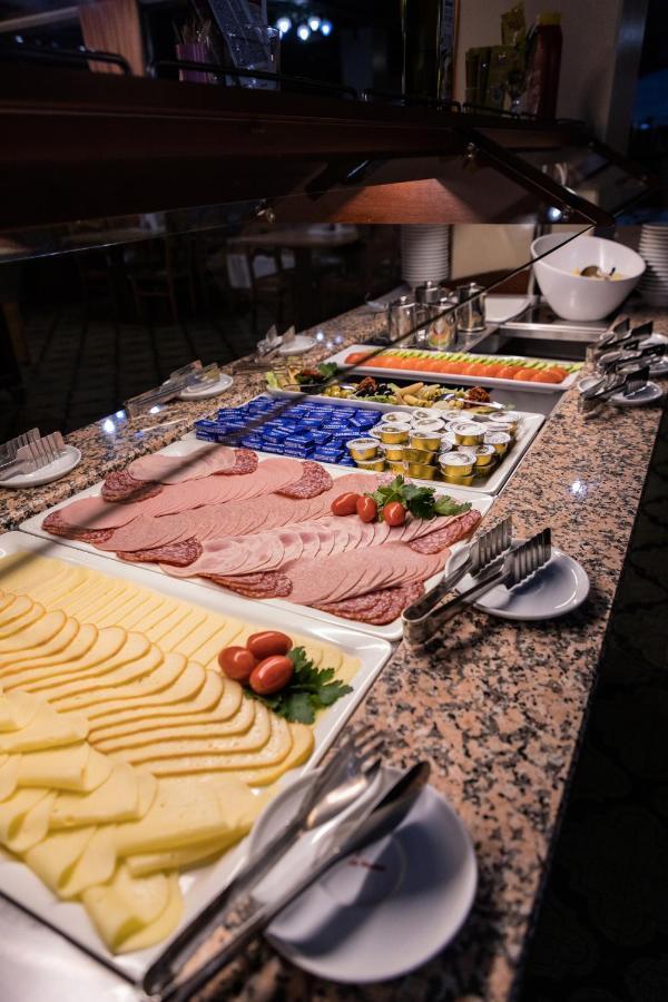 Alpenhotel Edelweiss Маурах Екстериор снимка